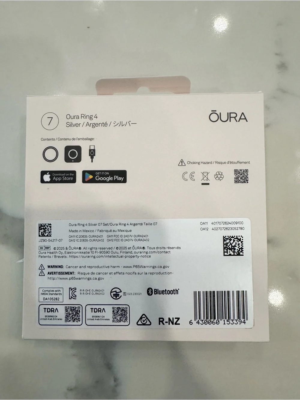 NEW IN BOX Oura Ring 4 Smart Ring – Silver Size 7 (+ free silicone ring covers)